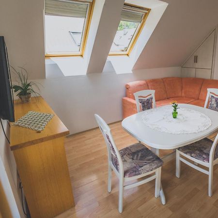 Apartment Amak With Free Onsite Parking Бовец Екстериор снимка