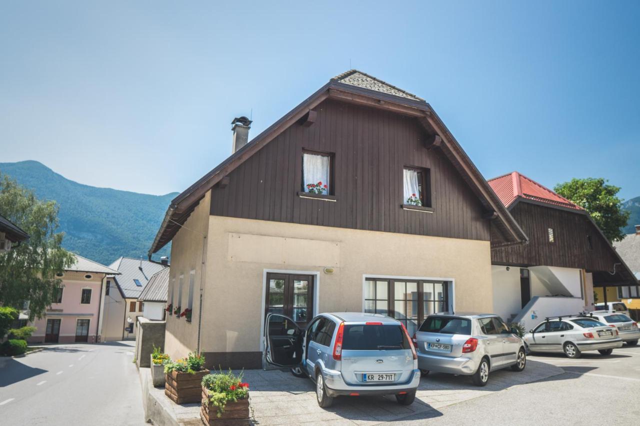Apartment Amak With Free Onsite Parking Бовец Екстериор снимка