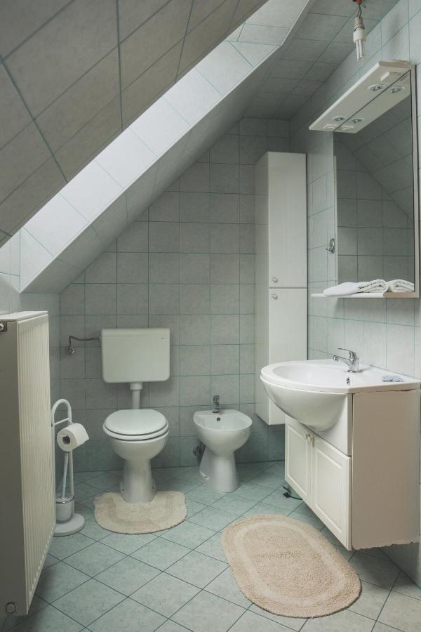 Apartment Amak With Free Onsite Parking Бовец Екстериор снимка