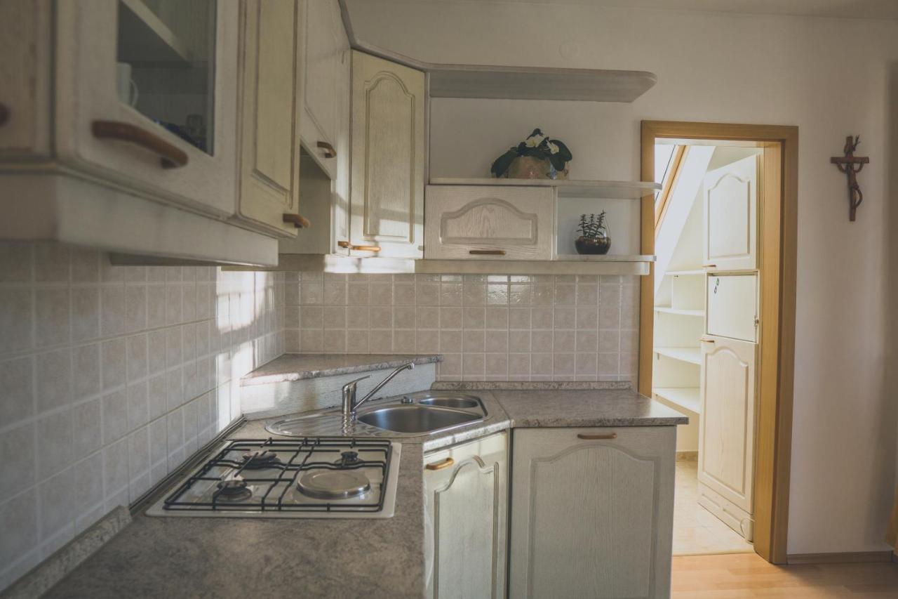 Apartment Amak With Free Onsite Parking Бовец Екстериор снимка