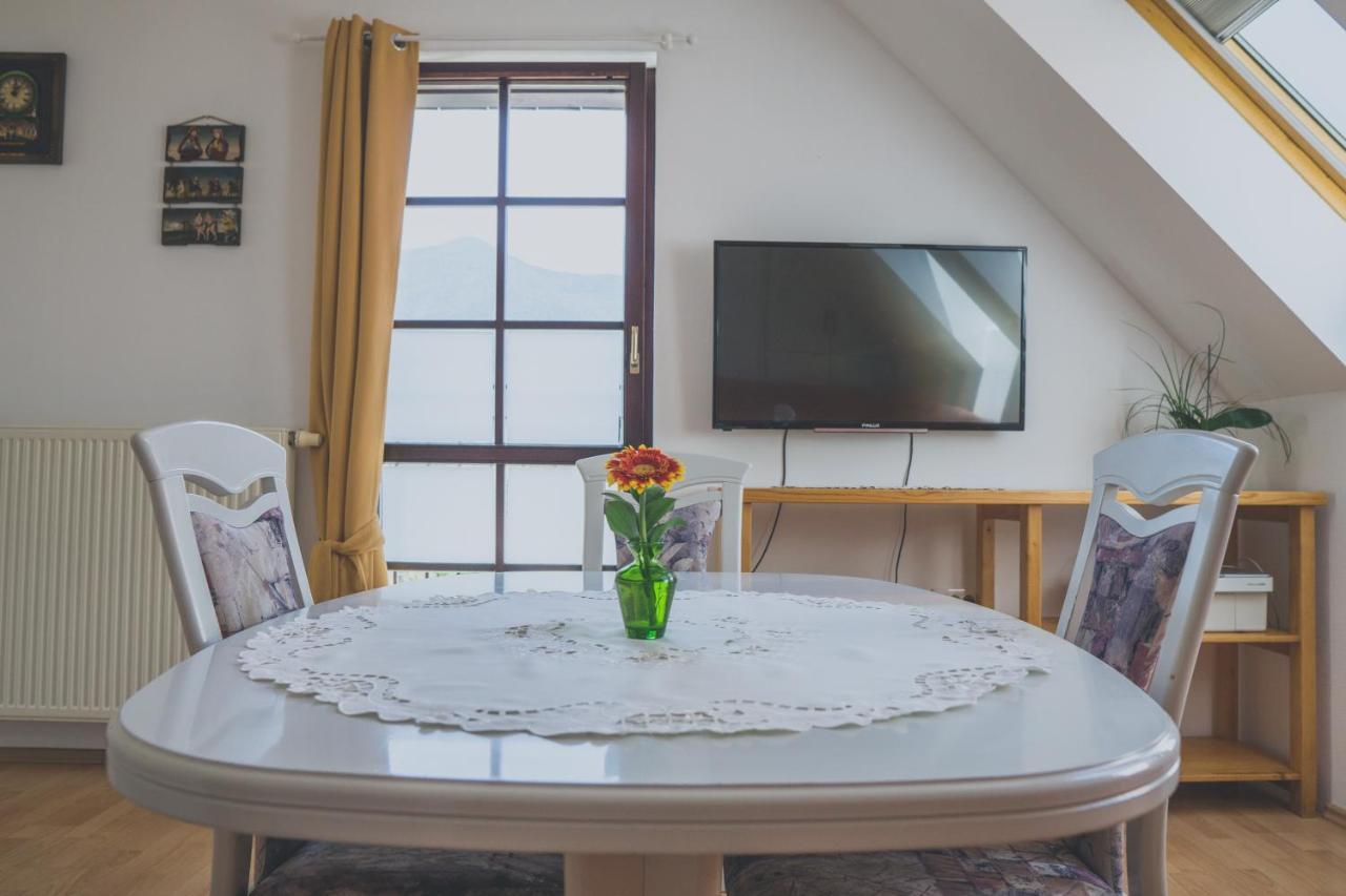 Apartment Amak With Free Onsite Parking Бовец Екстериор снимка
